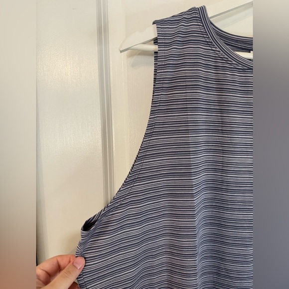 NWT Athleta Women’s Cloudlight Whisper Stripe Medieval Violet Muscle Tank - Picture 2 of 6